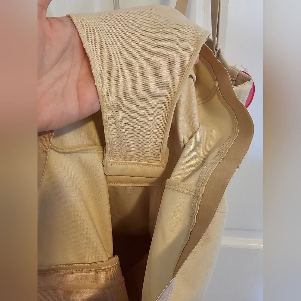 Maidenform Strapless Slip - Picture 5 of 7